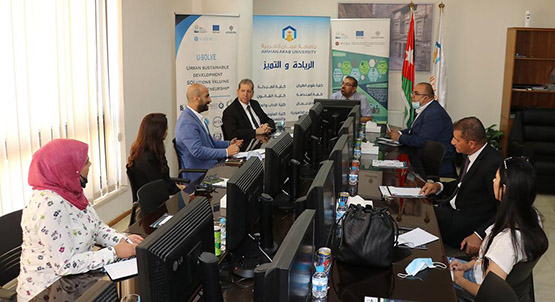 حلقة نقاشية حو بيئة الابتكار والريادة بالاردن في عمان العربية