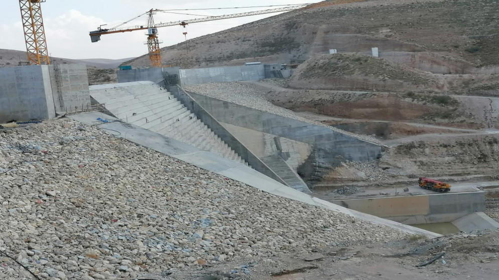 خبير زراعي يخالف وزارة المياه في سبب جفاف سد الوالة