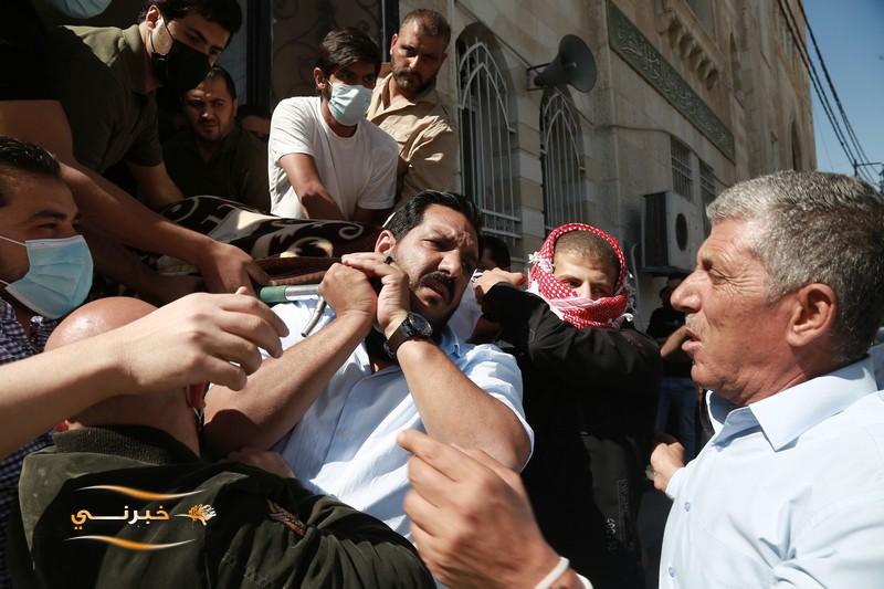 تشييع جثمان الإعلامي عصام العمري - صور