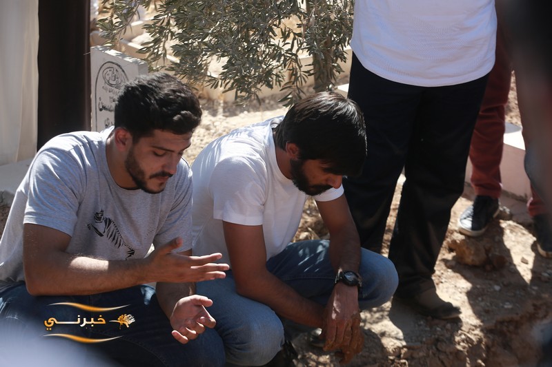 تشييع جثمان الإعلامي عصام العمري - صور