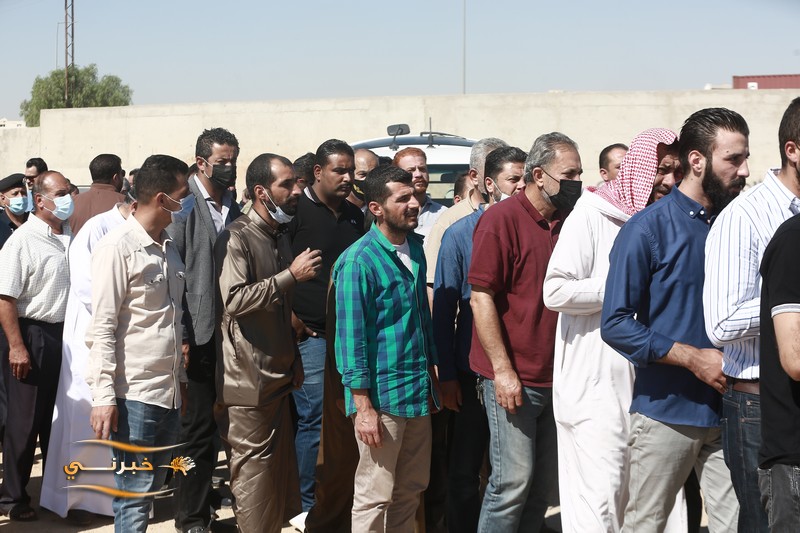 تشييع جثمان الإعلامي عصام العمري - صور