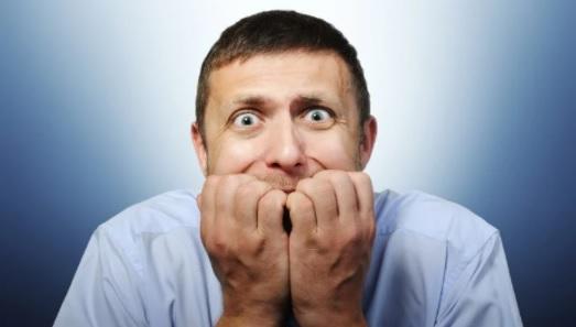 فوبيا الثقوب أسبابها وأعراضها وتأثيرها والعلاج