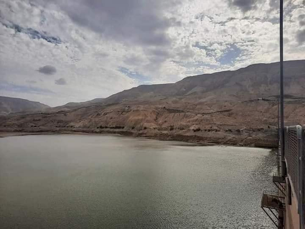 شاهدوا سد الموجب بعد اول منخفض - صور 