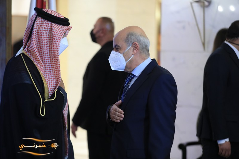 السفارة القطرية في عمان تحتفل بالعيد الوطني - صور 