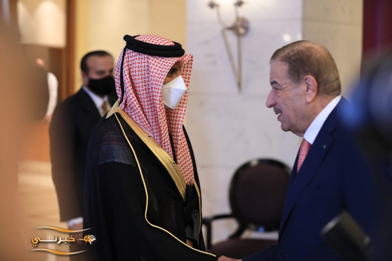 السفارة القطرية في عمان تحتفل بالعيد الوطني - صور 