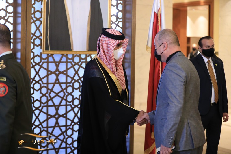 السفارة القطرية في عمان تحتفل بالعيد الوطني - صور 