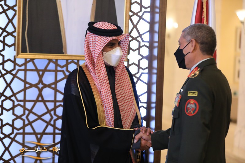 السفارة القطرية في عمان تحتفل بالعيد الوطني - صور 