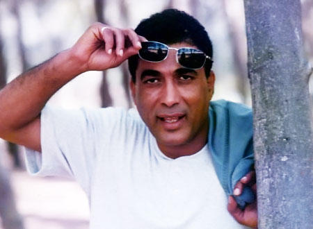 5 فنانين حاولوا الانتحار من بينهم أحمد زكي