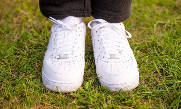 أضرار الأحذية الضيقة