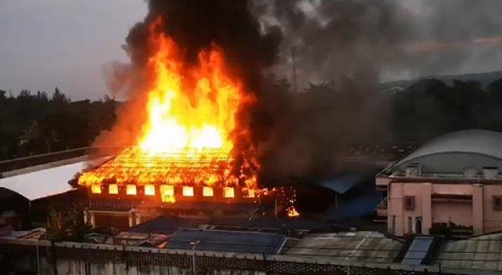 حريق في سجن إثر أعمال شغب في تايلاند