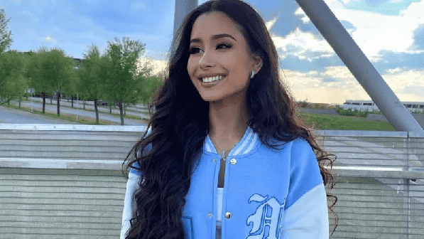 فتاة تمنع صديقتها من حضور زفافها بسبب جمالها الفائق