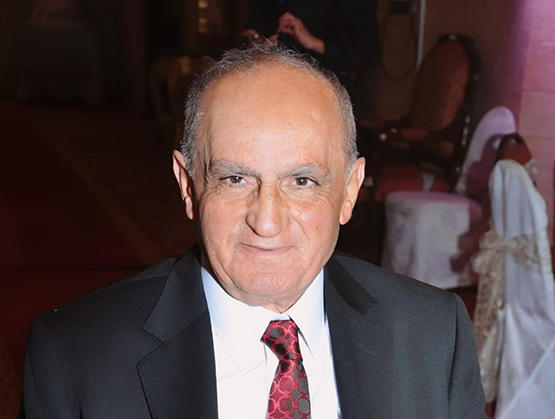 أربعون يوماً على وفاة نياز نظمي الحكيم