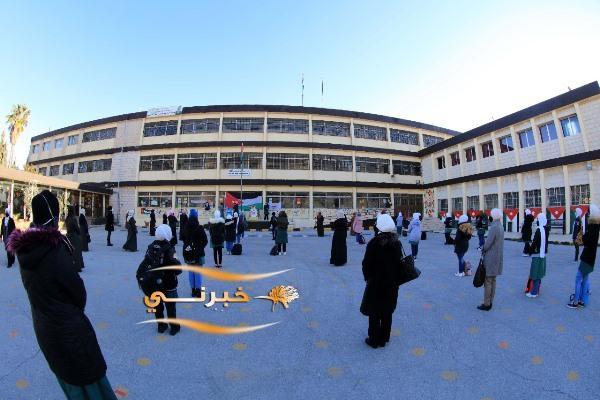 التعليم النيابية تناقش اليوم الوضع الوبائي في المدارس