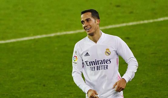 فاسكيز الكرة رفضت دخول شباك قادش