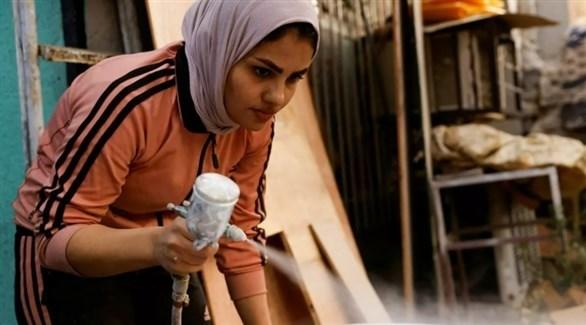 عراقية تحول شغفها بالنجارة إلى مشروع خاص