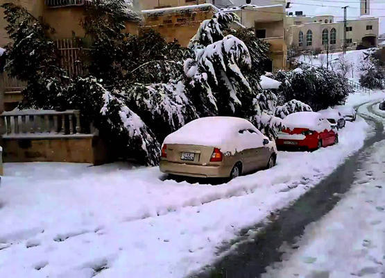 تساقط للثلوج على مناطق مرتفعة بعجلون