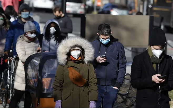 بايدن لا يعتزم فرض إغلاق بسبب تفشي أوميكرون