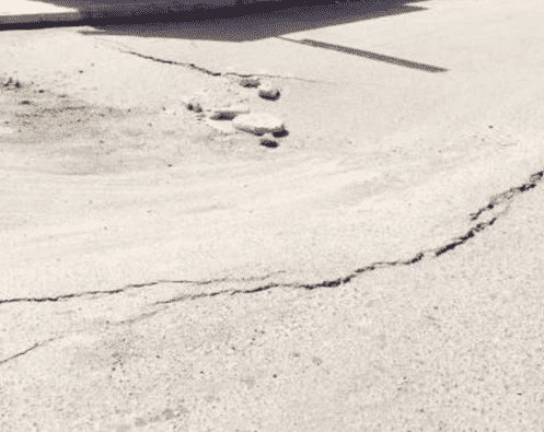 هبوط بالشارع في 3 مناطق بعمّان