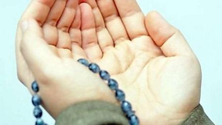 حكم التحدث مع الله والدعاء بالعامية