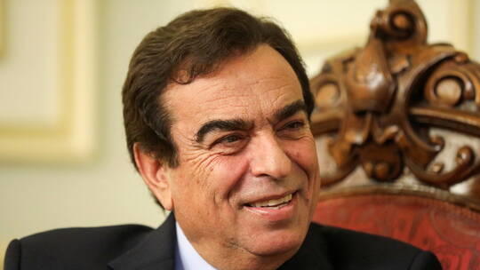 قرداحي يشعر بالظلم والإهانة