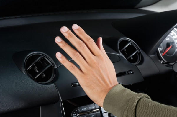 عوامل تؤدي إلى فشل عمل التكييف الساخن بالسيارة