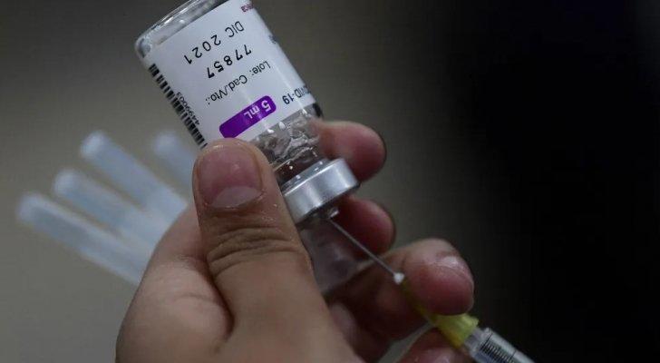 بدء العمل على إنتاج أول لقاح لاستهداف المتحور أوميكرون