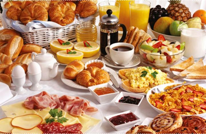 أكثر الأمور الخاطئة على الإفطار