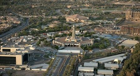 سقوط طائرة وسط العاصمة بغداد