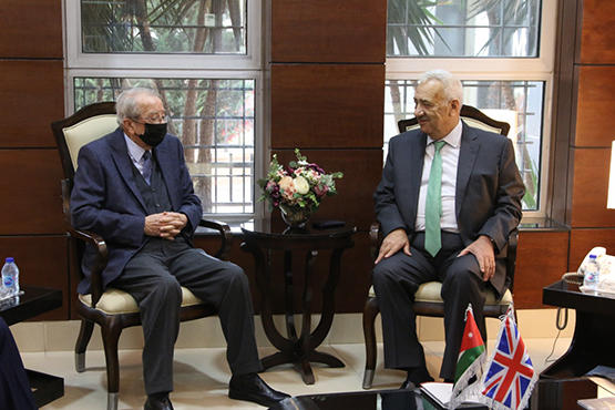 جامعة الشرق الأوسط توقع اتفاقية تعاون مع جمعية رجال الأعمال الأردنيين