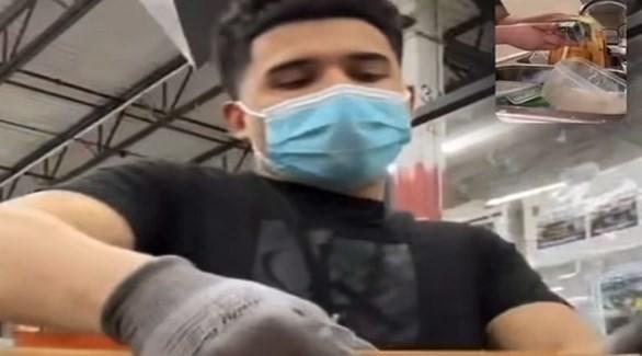 تجبر حبيبها على فتح بث مباشر من العمل 12 ساعة يومياً