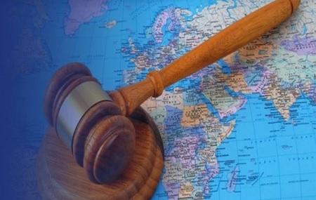 تعرّف على القوانين الـ 10 الأكثر غرابة حول العالم