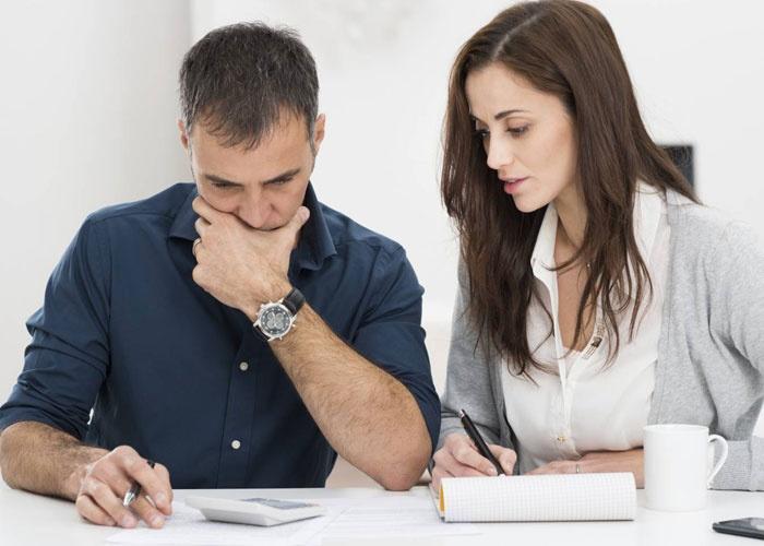 هل يحق للرجل معرفة راتب زوجته