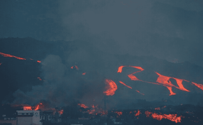 بعد 96 يوما انتهاء ثوران بركان جزيرة لا بالما