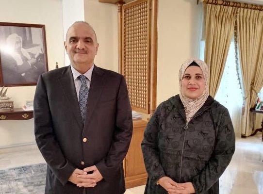 الخصاونة يتدخل في قضية عدادات العقبة