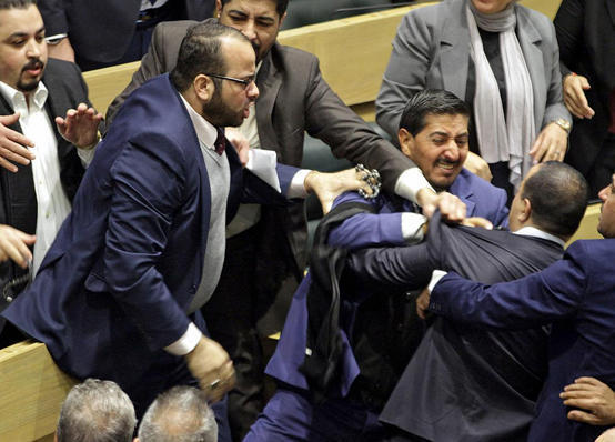 اجتماع مهم بمجلس النواب لبحث تداعيات اللكمات