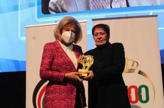 النجار ترعى أوبريت شعب واحد بجامعة عمان الأهلية - صور