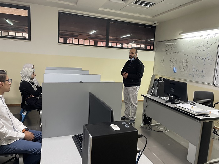 اختتام دورات تدريبية في عمان العربية