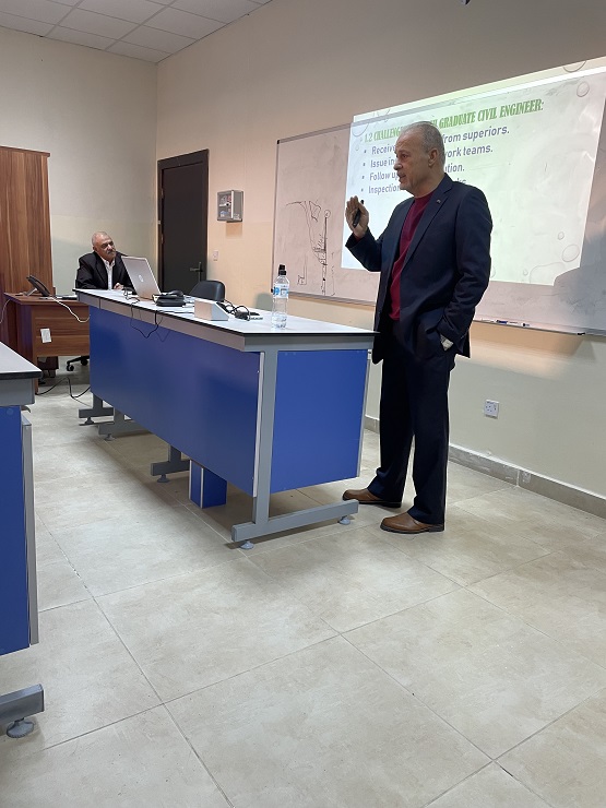 اختتام دورات تدريبية في عمان العربية