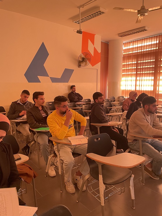 اختتام دورات تدريبية في عمان العربية