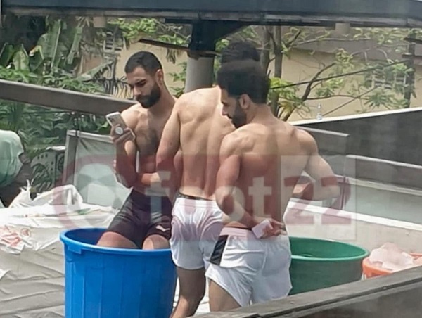 هنيدي مستاء بسبب صورة لصلاح.. (استشفاء في جردل) - صورة 