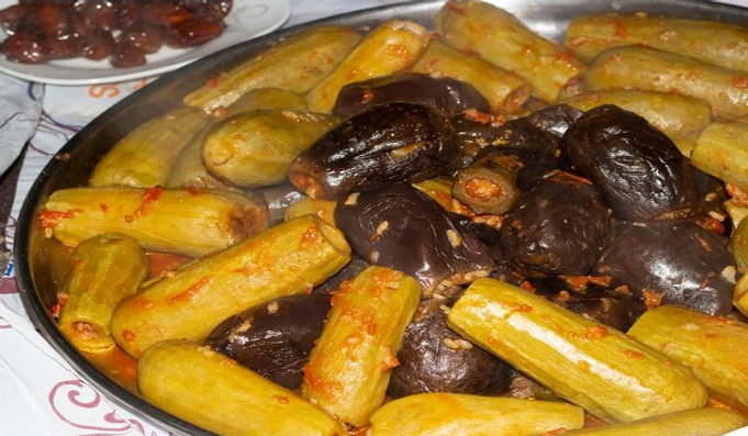 مصر زوج يقتل زوجته واطفاله الثلاثة بـطنجرة محشي