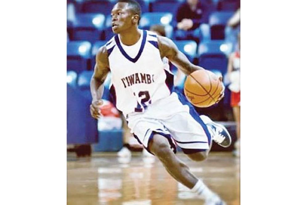 محترف بنادي الجليل الاردني يشهر اسلامه  فيديو 