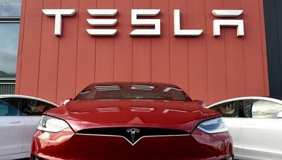 في 2021 تسلا تُسلم 1 مليون سيارة حول العالم