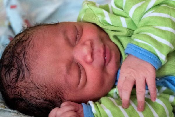 5 أشياء على الرجل القيام بها بعد ولادة الطفل