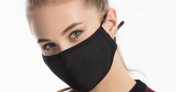 هل تساعد أقنعة الوجه القماشية في التصدي لأوميكرون