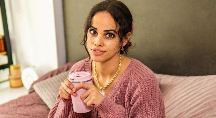 نور عمرو دياب تشارك صورة مع خطيبها