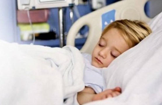 مرض نادر لطفلة أردنية يؤلم الأردنيين