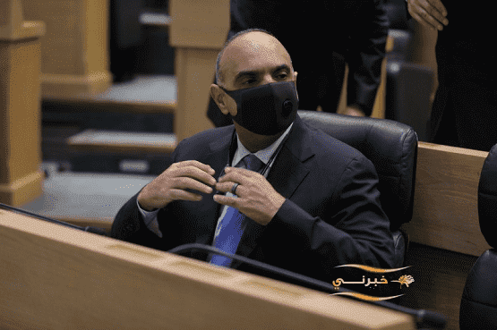 الخصاونة سجل الموافقين على تعديل مواد الدستور