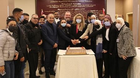 الشرق الأوسط تكرم الفائزين بالمحاكمات ‏الصورية والمناظرات الوطنية‏