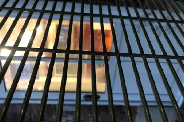 مصاب بالتوحد يُحتجز في زنزانة لأربع سنوات